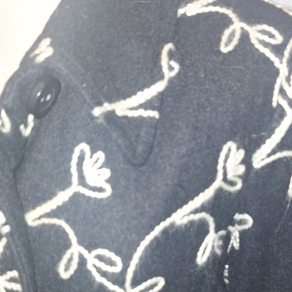 Focus By Shani Black and White Embroidered Wool Jacket - Picture 5 of 11